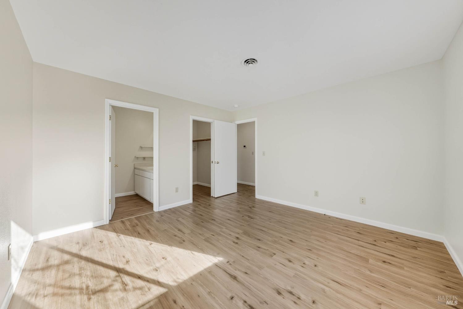 Detail Gallery Image 30 of 49 For 9730 Lake St, Lower Lake,  CA 95457 - 3 Beds | 2 Baths