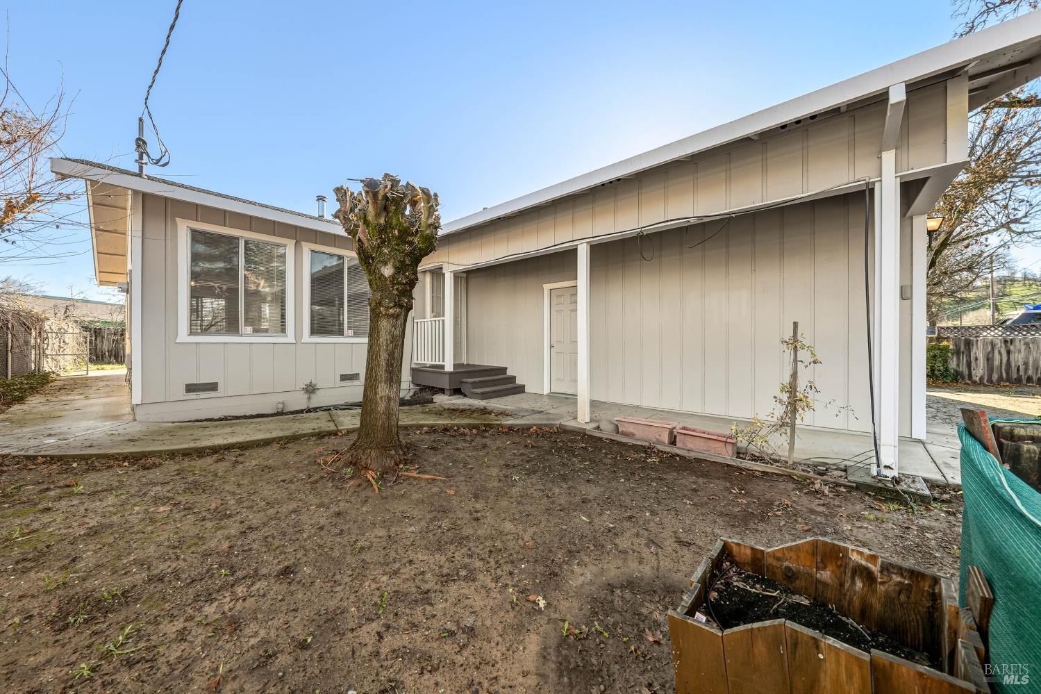 Detail Gallery Image 12 of 49 For 9730 Lake St, Lower Lake,  CA 95457 - 3 Beds | 2 Baths