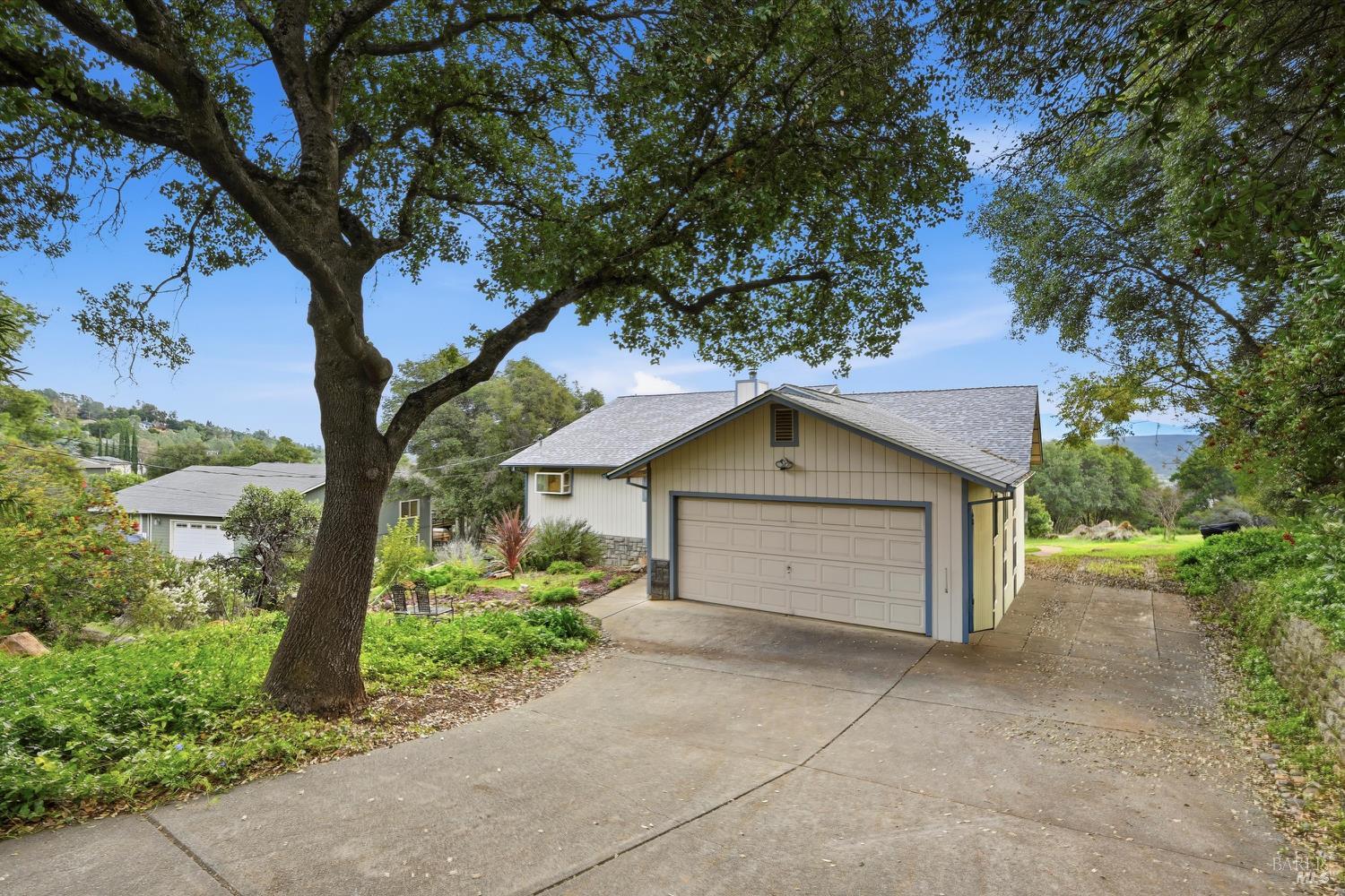 Detail Gallery Image 40 of 43 For 18701 Glenwood Rd, Hidden Valley Lake,  CA 95467 - 3 Beds | 3 Baths