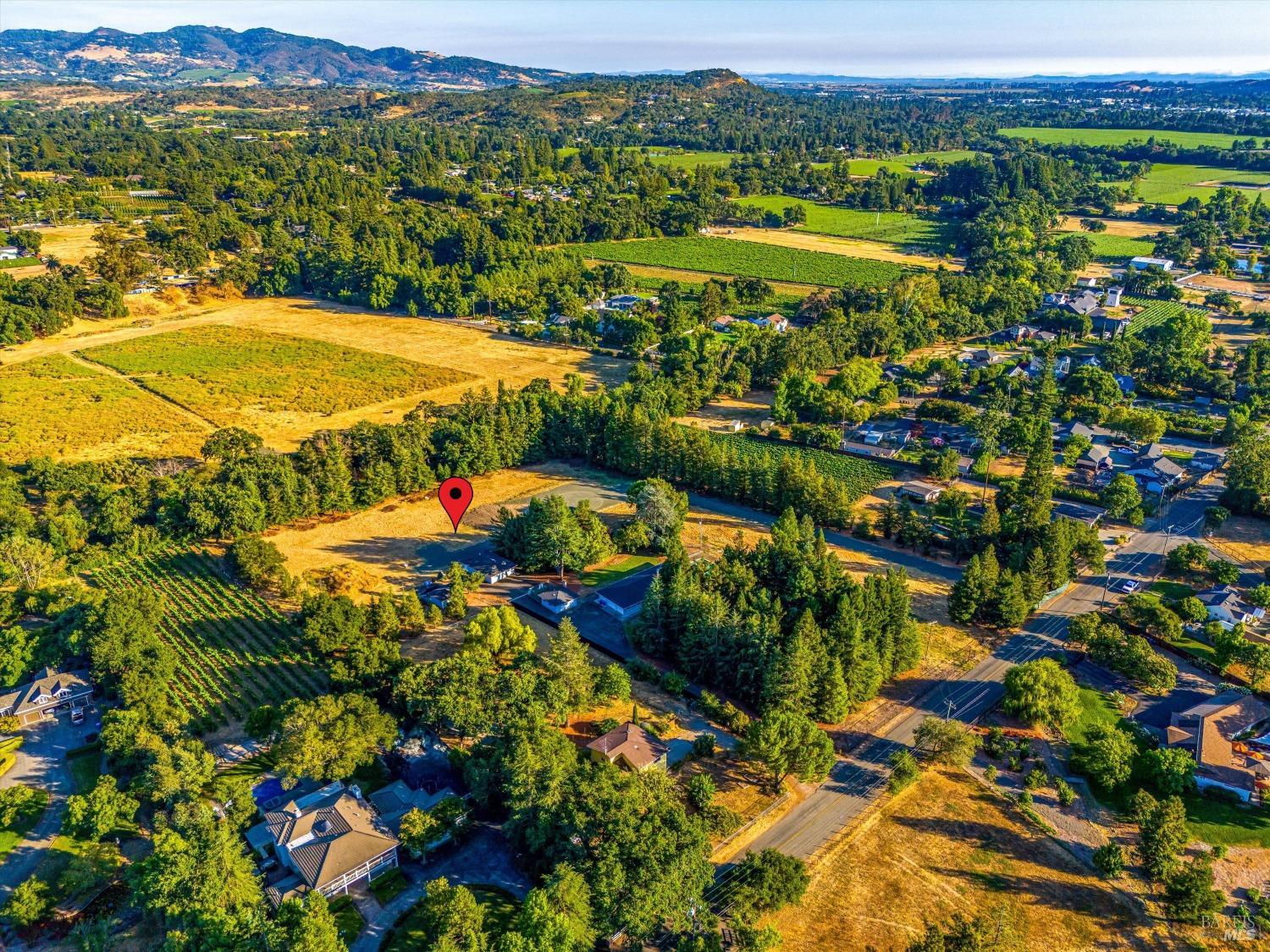 Detail Gallery Image 4 of 23 For 1777 Mckinley Rd, Napa,  CA 94558 - – Beds | – Baths