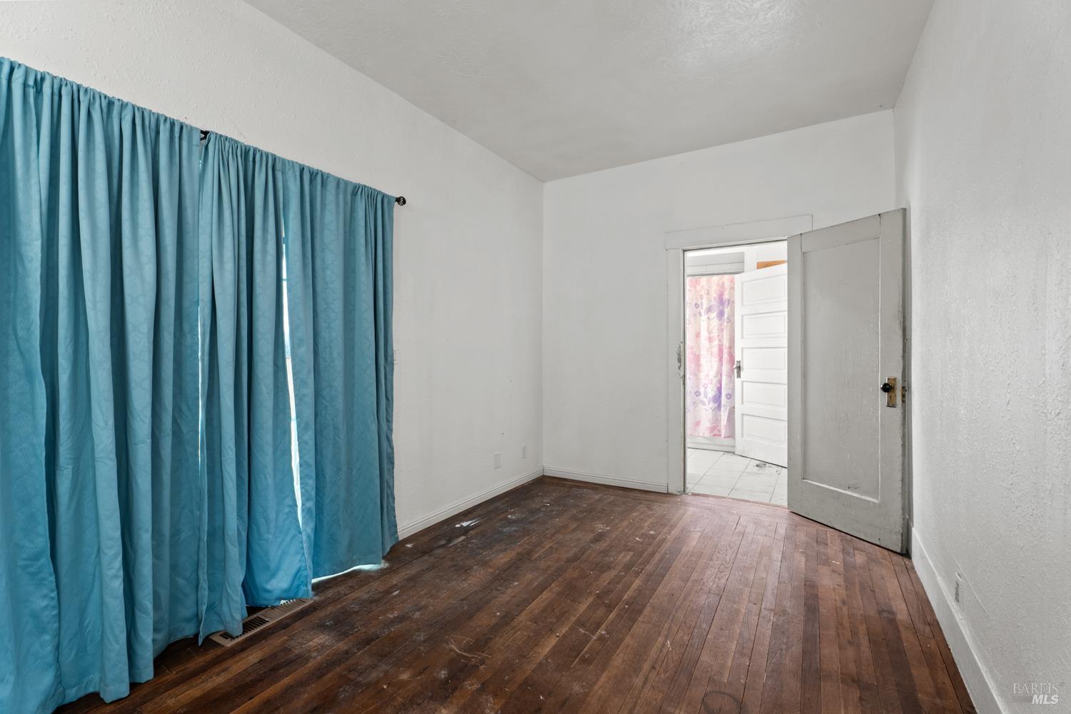 Detail Gallery Image 13 of 38 For 630 2nd St, Upper Lake,  CA 95485 - 7 Beds | 6 Baths