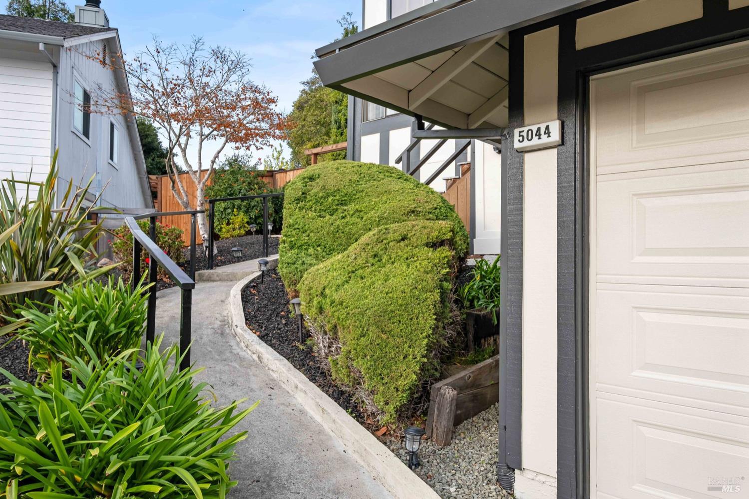 Detail Gallery Image 22 of 27 For 5044 Santa Rita Rd, El Sobrante,  CA 94803 - 3 Beds | 2 Baths