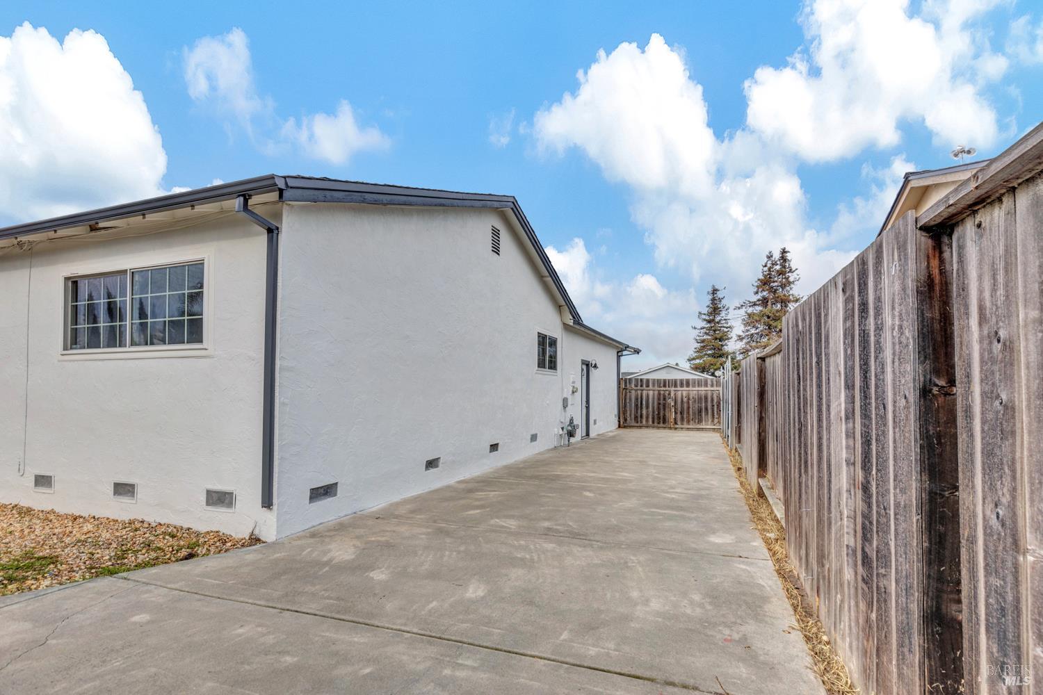 Detail Gallery Image 16 of 17 For 35 Marla Dr, American Canyon,  CA 94503 - 3 Beds | 2 Baths