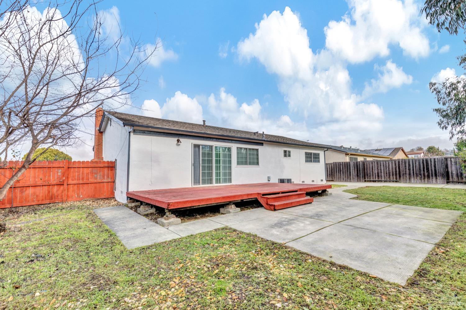 Detail Gallery Image 14 of 17 For 35 Marla Dr, American Canyon,  CA 94503 - 3 Beds | 2 Baths