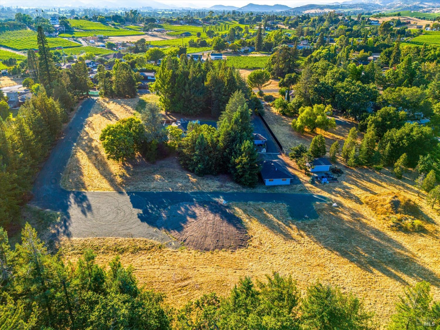 Detail Gallery Image 11 of 23 For 1777 Mckinley Rd, Napa,  CA 94558 - – Beds | – Baths