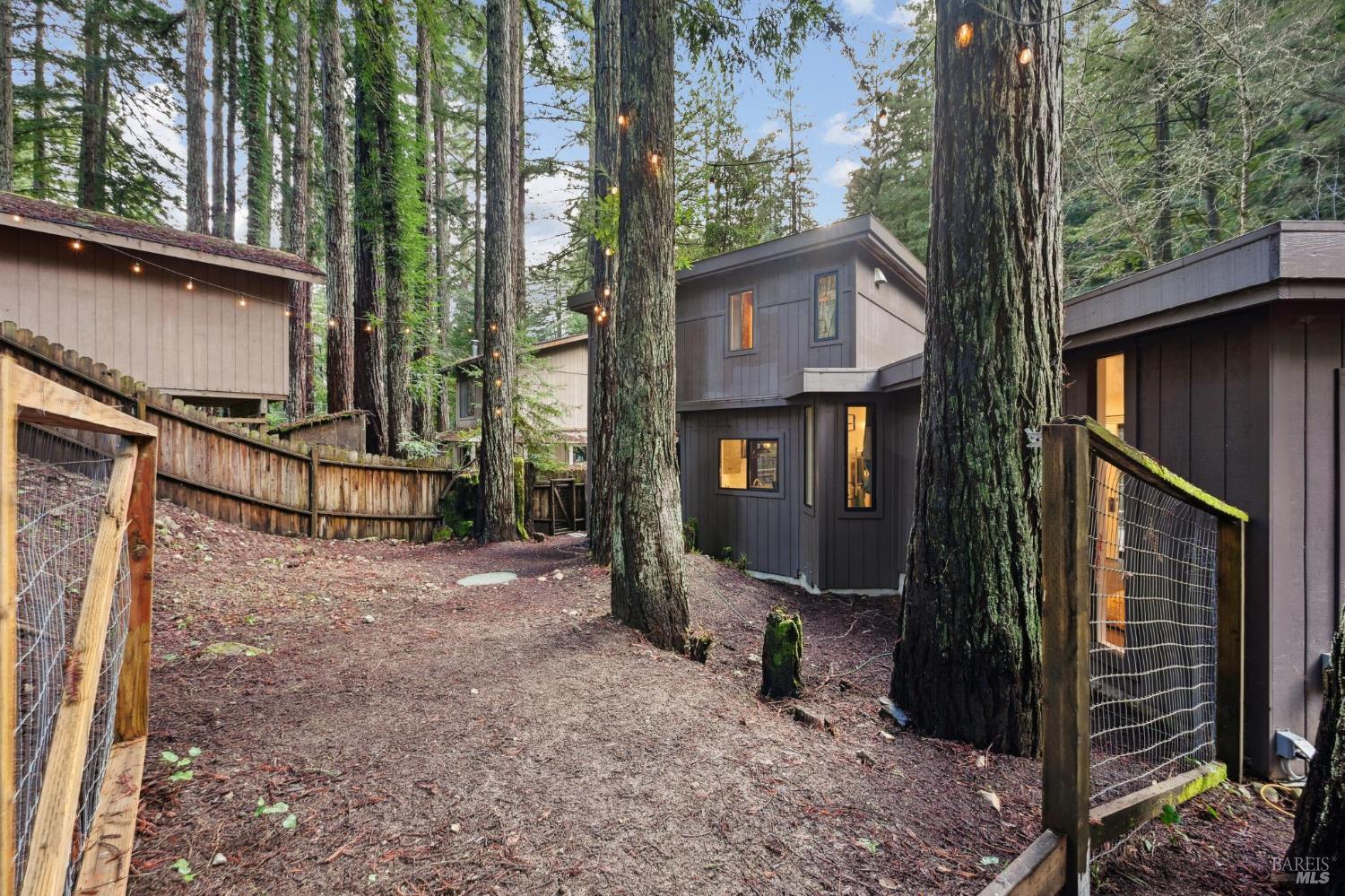 Detail Gallery Image 52 of 63 For 16190 Fern Way, Guerneville,  CA 95446 - 2 Beds | 2 Baths