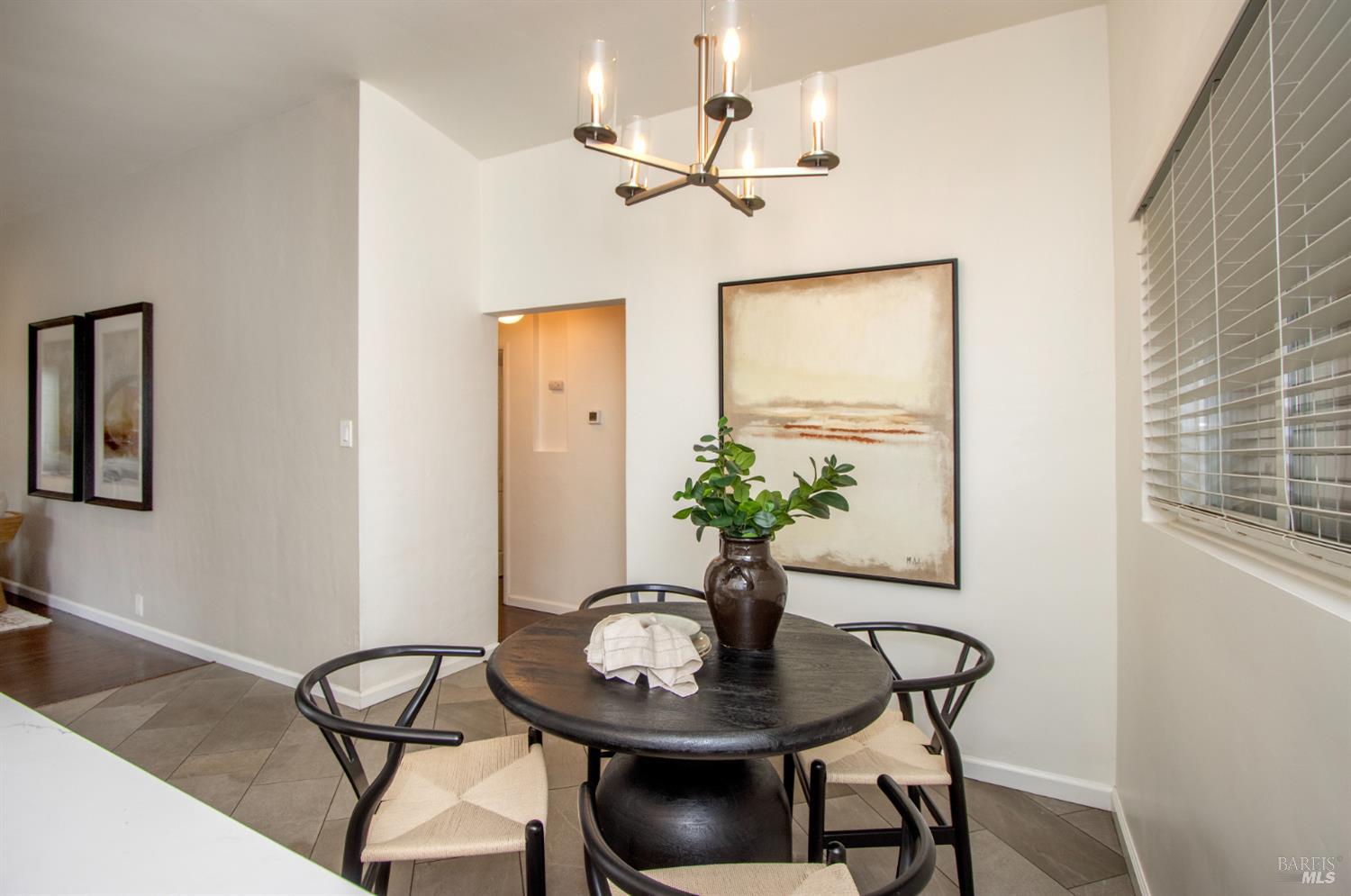 Detail Gallery Image 7 of 23 For 218 Alpine St, San Rafael,  CA 94901 - 3 Beds | 1/1 Baths