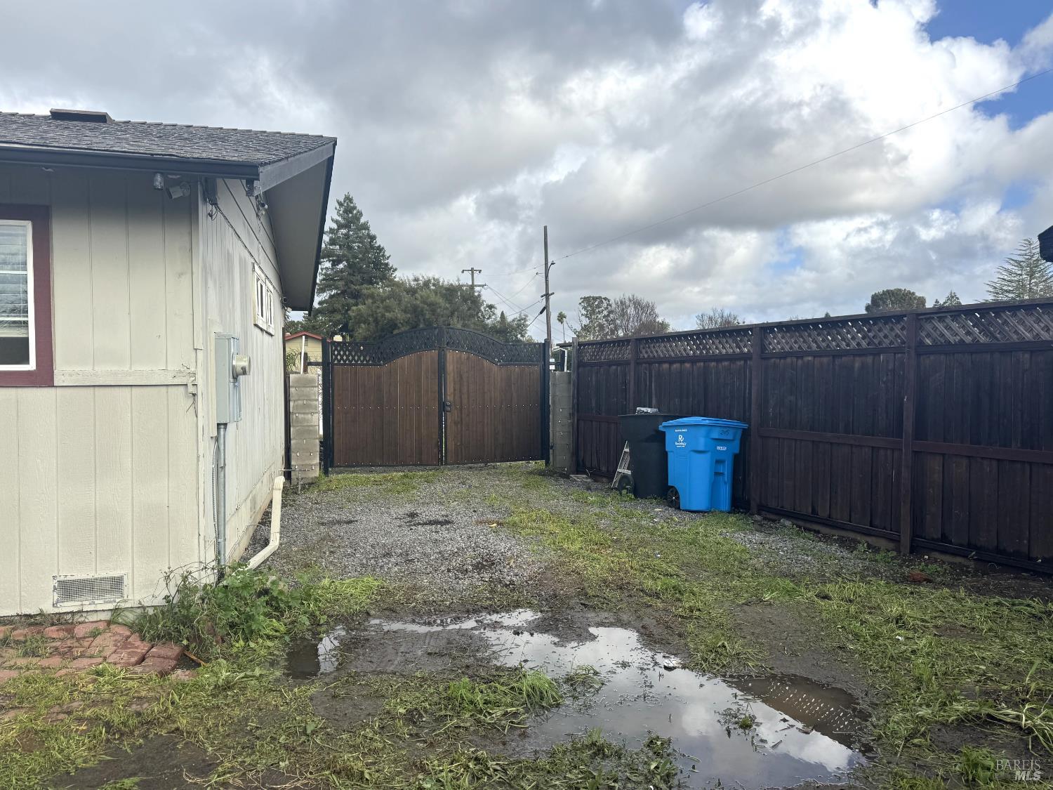 Detail Gallery Image 17 of 19 For 205 Westbrook Dr, Santa Rosa,  CA 95401 - 3 Beds | 2 Baths