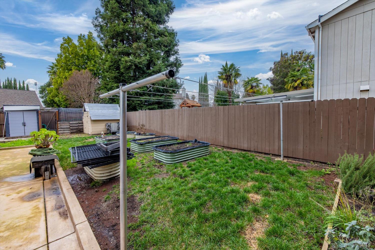 Detail Gallery Image 37 of 61 For 207 Dogwood Ct, Vacaville,  CA 95687 - 2 Beds | 2/1 Baths