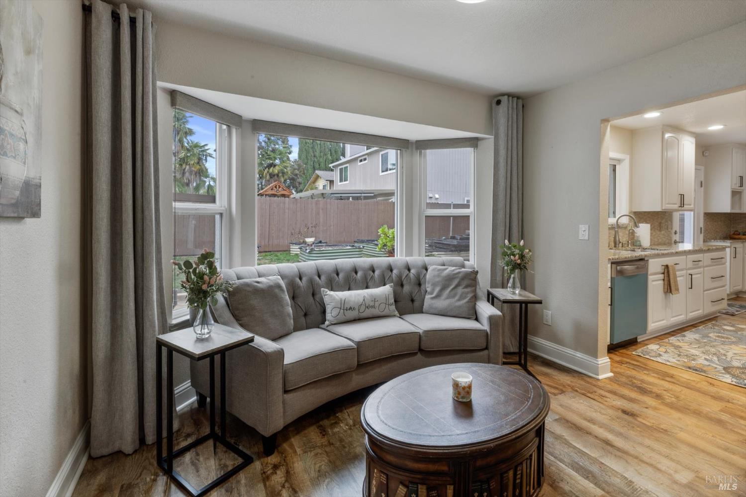 Detail Gallery Image 10 of 61 For 207 Dogwood Ct, Vacaville,  CA 95687 - 2 Beds | 2/1 Baths