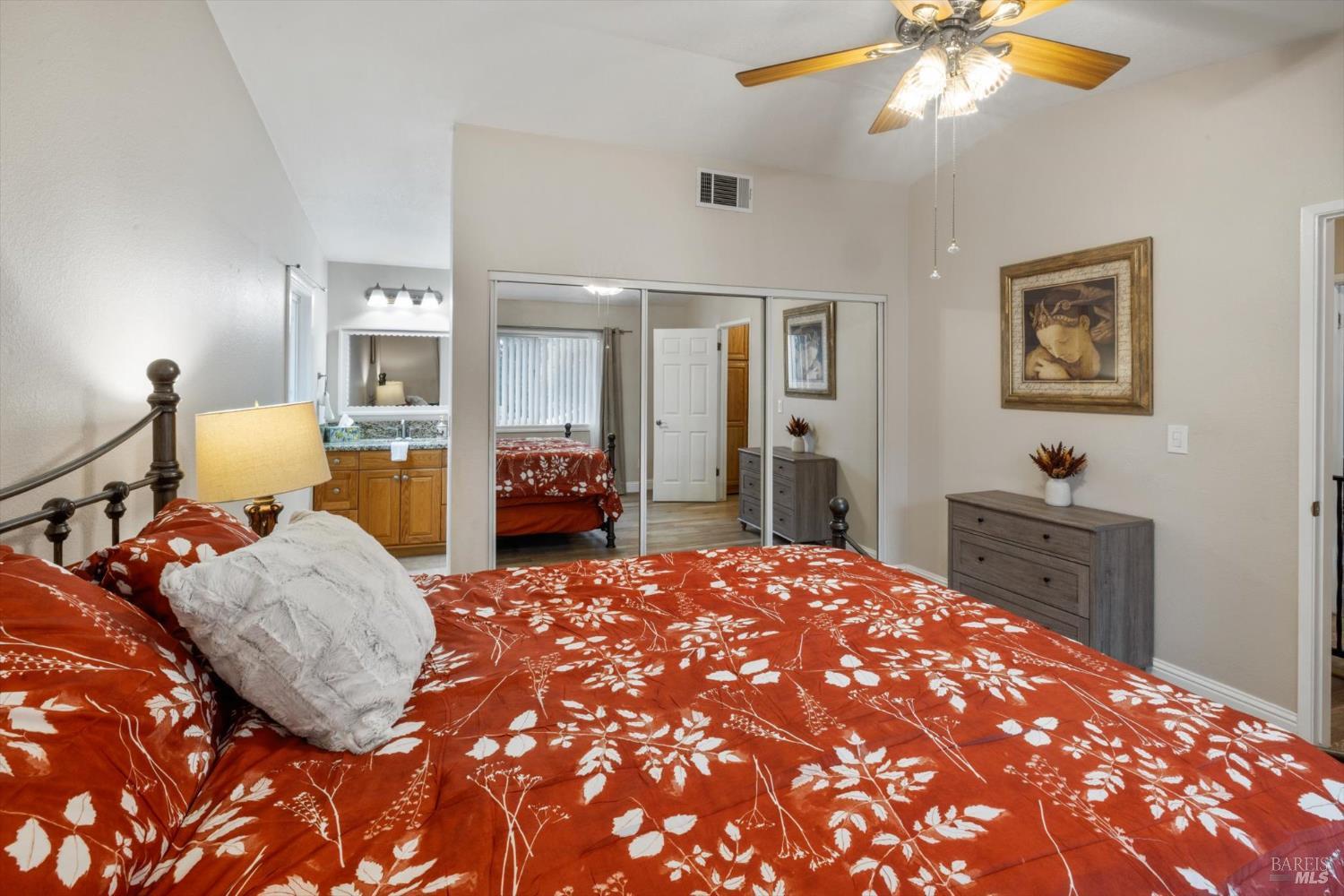 Detail Gallery Image 32 of 61 For 207 Dogwood Ct, Vacaville,  CA 95687 - 2 Beds | 2/1 Baths