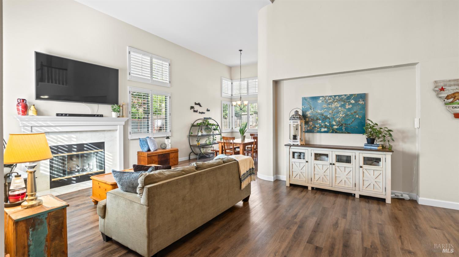 Detail Gallery Image 9 of 53 For 3360 Hillridge Dr, Fairfield,  CA 94534 - 4 Beds | 3 Baths