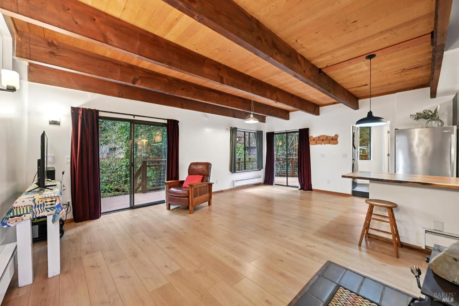 Detail Gallery Image 11 of 63 For 16190 Fern Way, Guerneville,  CA 95446 - 2 Beds | 2 Baths