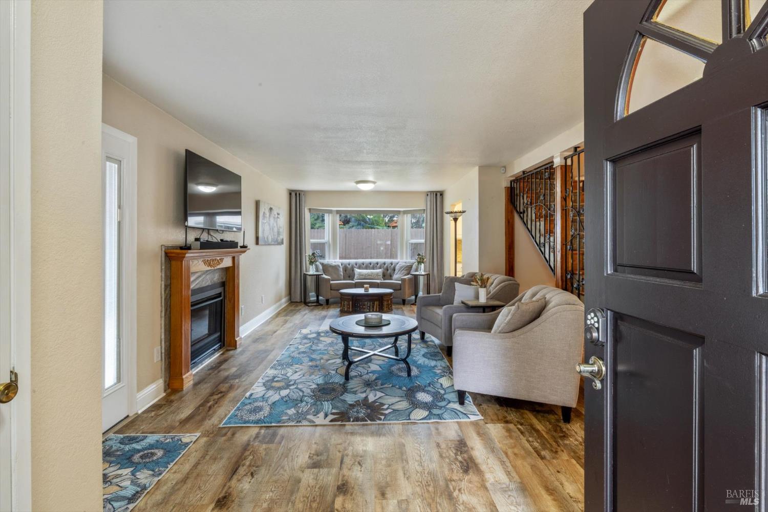 Detail Gallery Image 5 of 61 For 207 Dogwood Ct, Vacaville,  CA 95687 - 2 Beds | 2/1 Baths