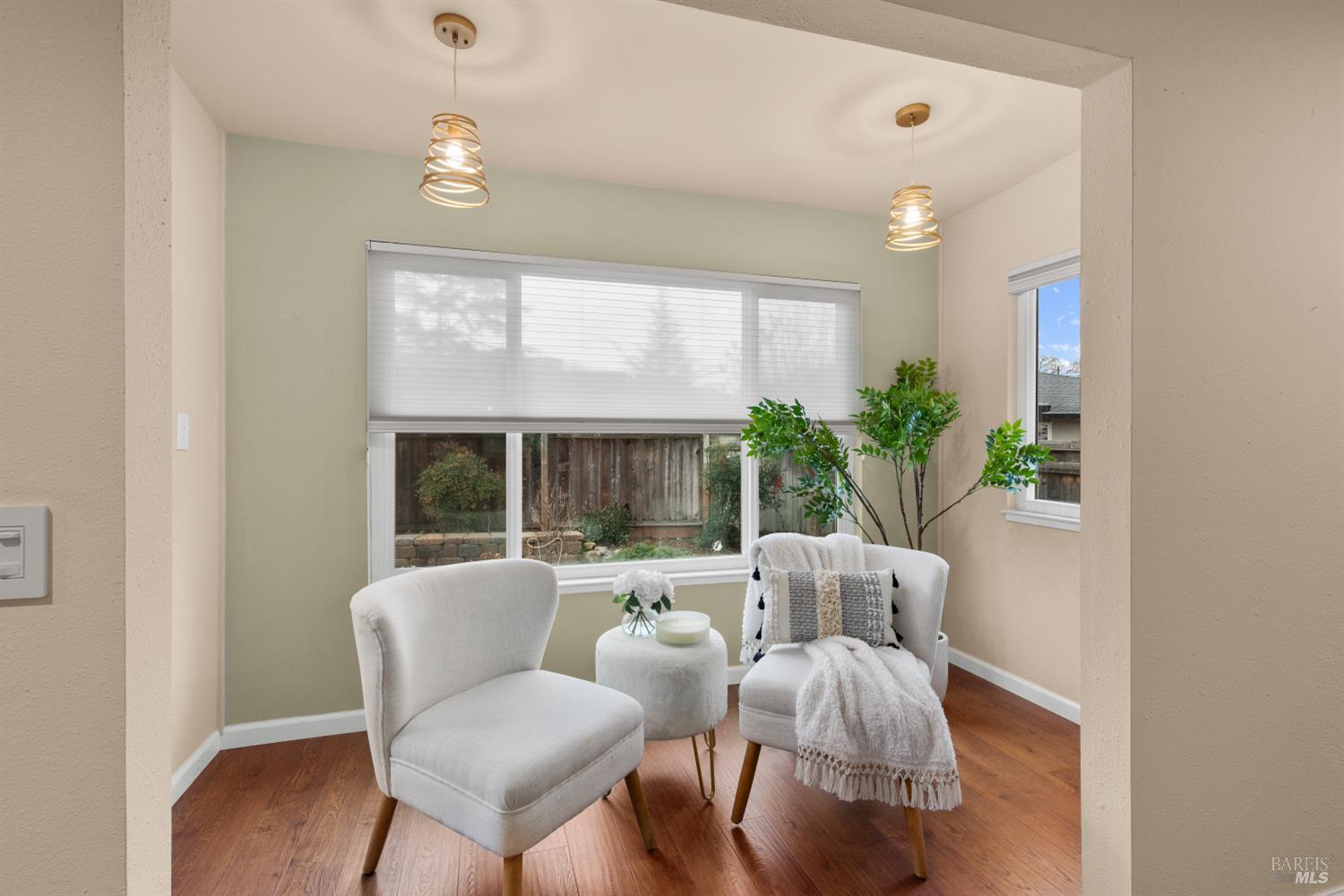 Detail Gallery Image 25 of 39 For 8853 Oak Trail Ct, Santa Rosa,  CA 95409 - 2 Beds | 2 Baths