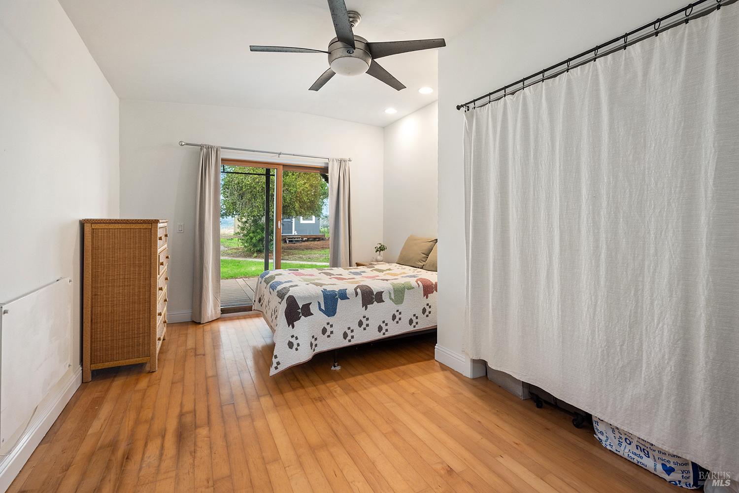 Detail Gallery Image 30 of 52 For 1979 Ludwig Ave, Santa Rosa,  CA 95407 - 3 Beds | 2 Baths