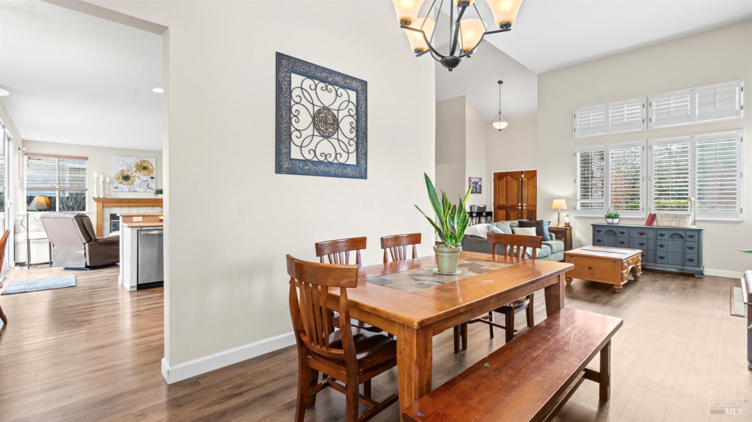 Detail Gallery Image 14 of 53 For 3360 Hillridge Dr, Fairfield,  CA 94534 - 4 Beds | 3 Baths