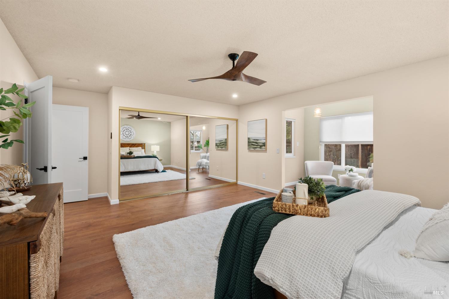 Detail Gallery Image 24 of 39 For 8853 Oak Trail Ct, Santa Rosa,  CA 95409 - 2 Beds | 2 Baths