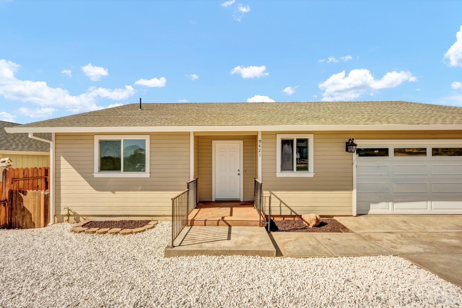 Front Image Thumbnail for BA326000339