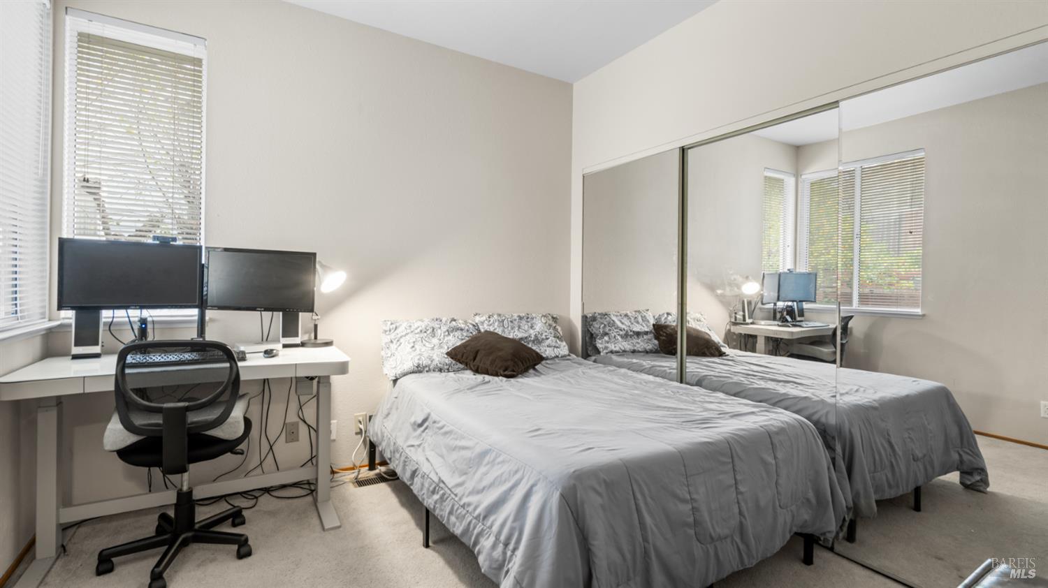 Detail Gallery Image 26 of 53 For 3360 Hillridge Dr, Fairfield,  CA 94534 - 4 Beds | 3 Baths