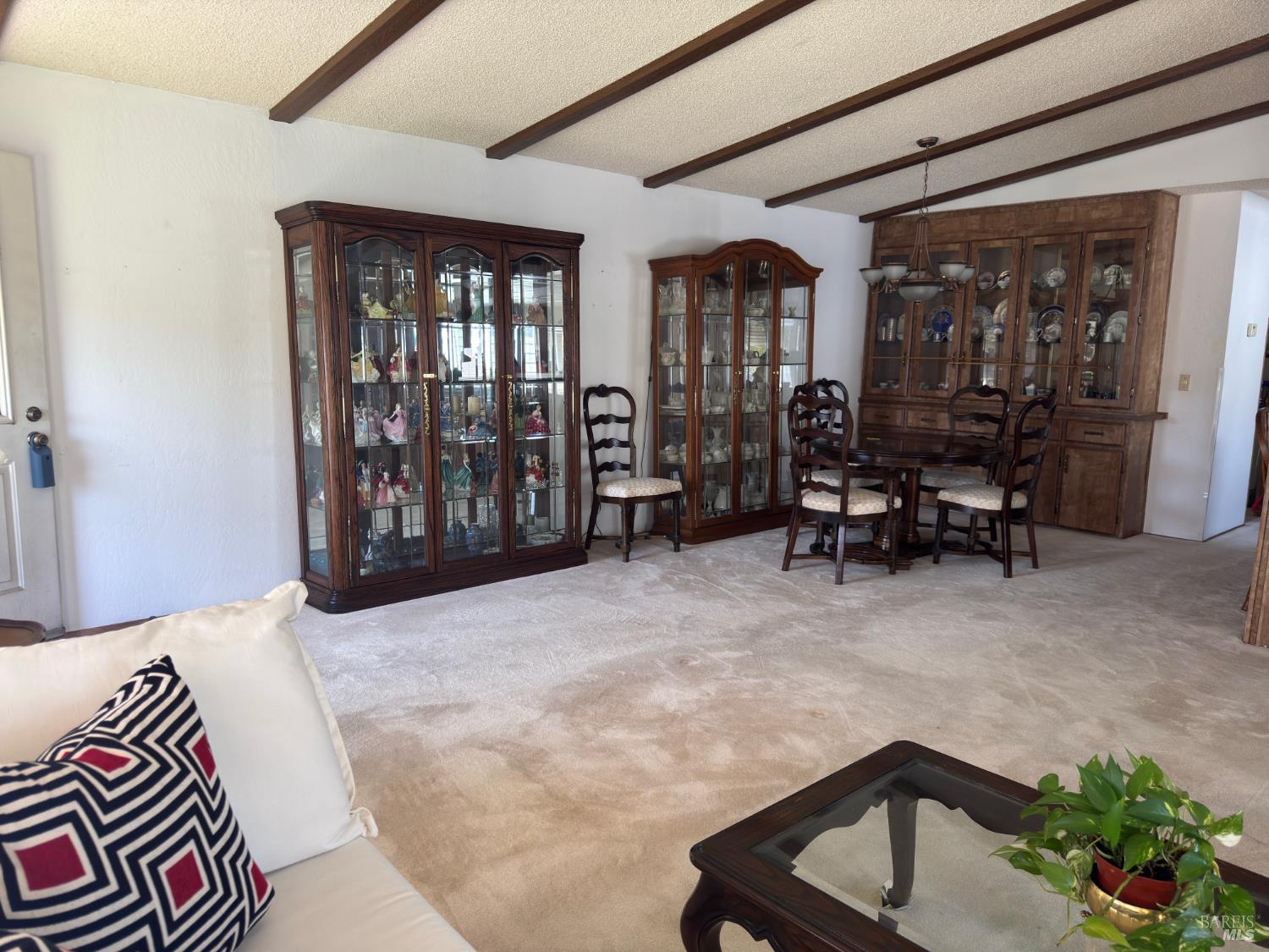 Detail Gallery Image 2 of 14 For 222 Shirley Ct, Napa,  CA 94558 - 2 Beds | 2 Baths