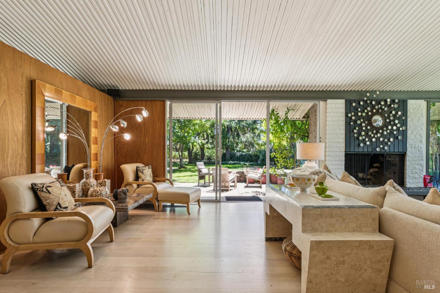 Detail Gallery Image 31 of 80 For 1819 Zinfandel Ln, Saint Helena,  CA 94574 - 3 Beds | 3/1 Baths