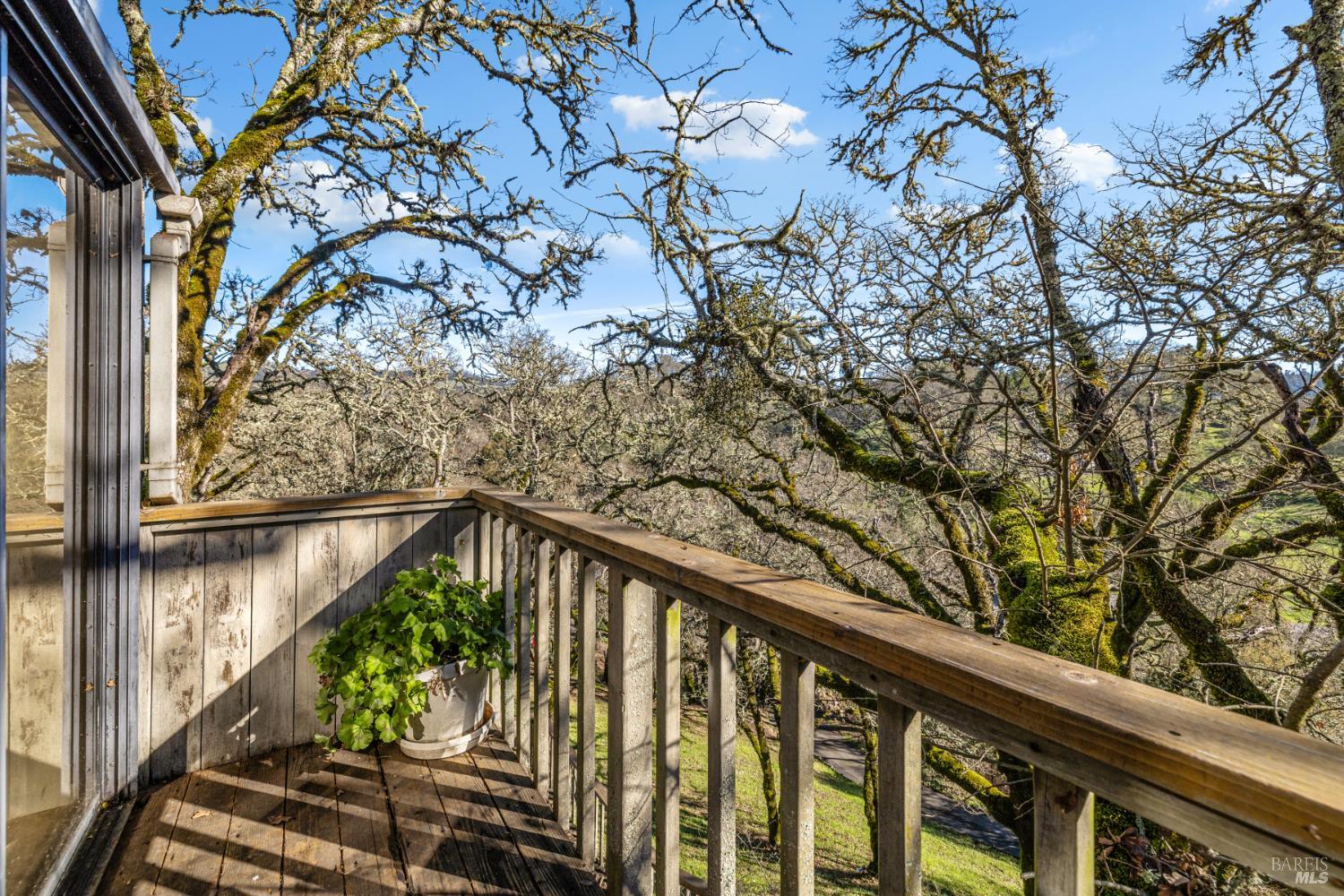 Detail Gallery Image 25 of 62 For 9105 Loch Haven Dr, Santa Rosa,  CA 95404 - 5 Beds | 4 Baths