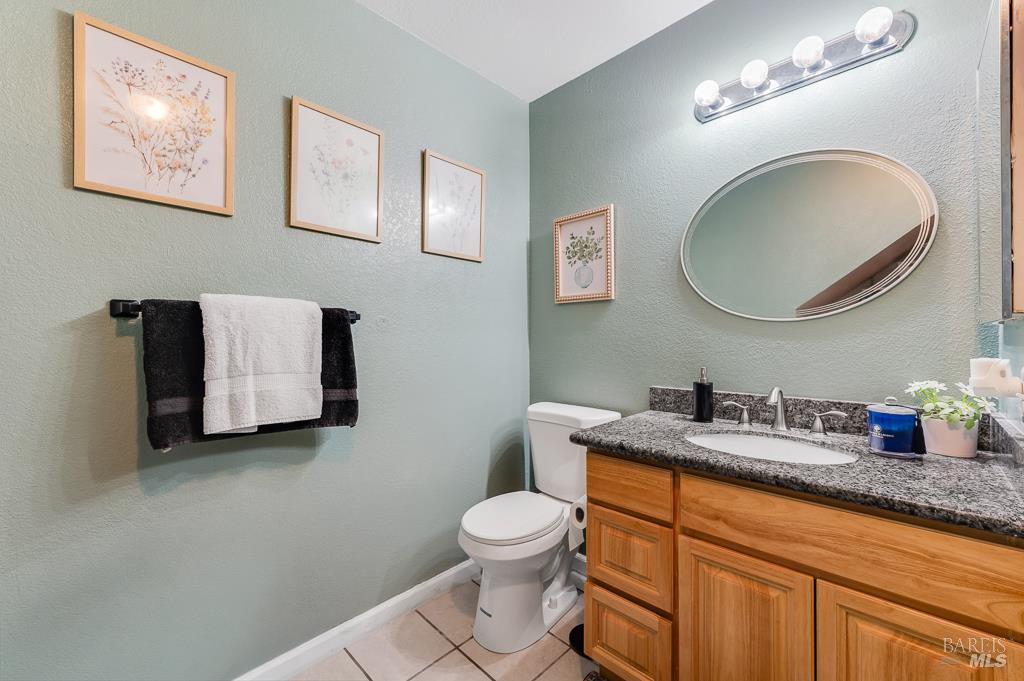 Detail Gallery Image 13 of 27 For 7167 Camino Colegio Unkn, Rohnert Park,  CA 94928 - 3 Beds | 2/1 Baths