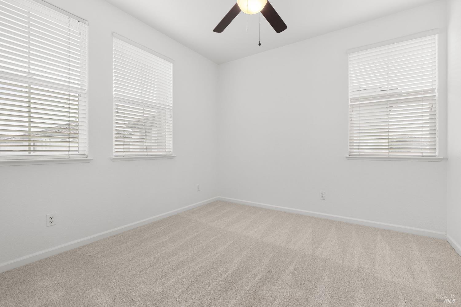 Detail Gallery Image 37 of 53 For 331 Bonarda Ct, Vacaville,  CA 95687 - 4 Beds | 2/1 Baths