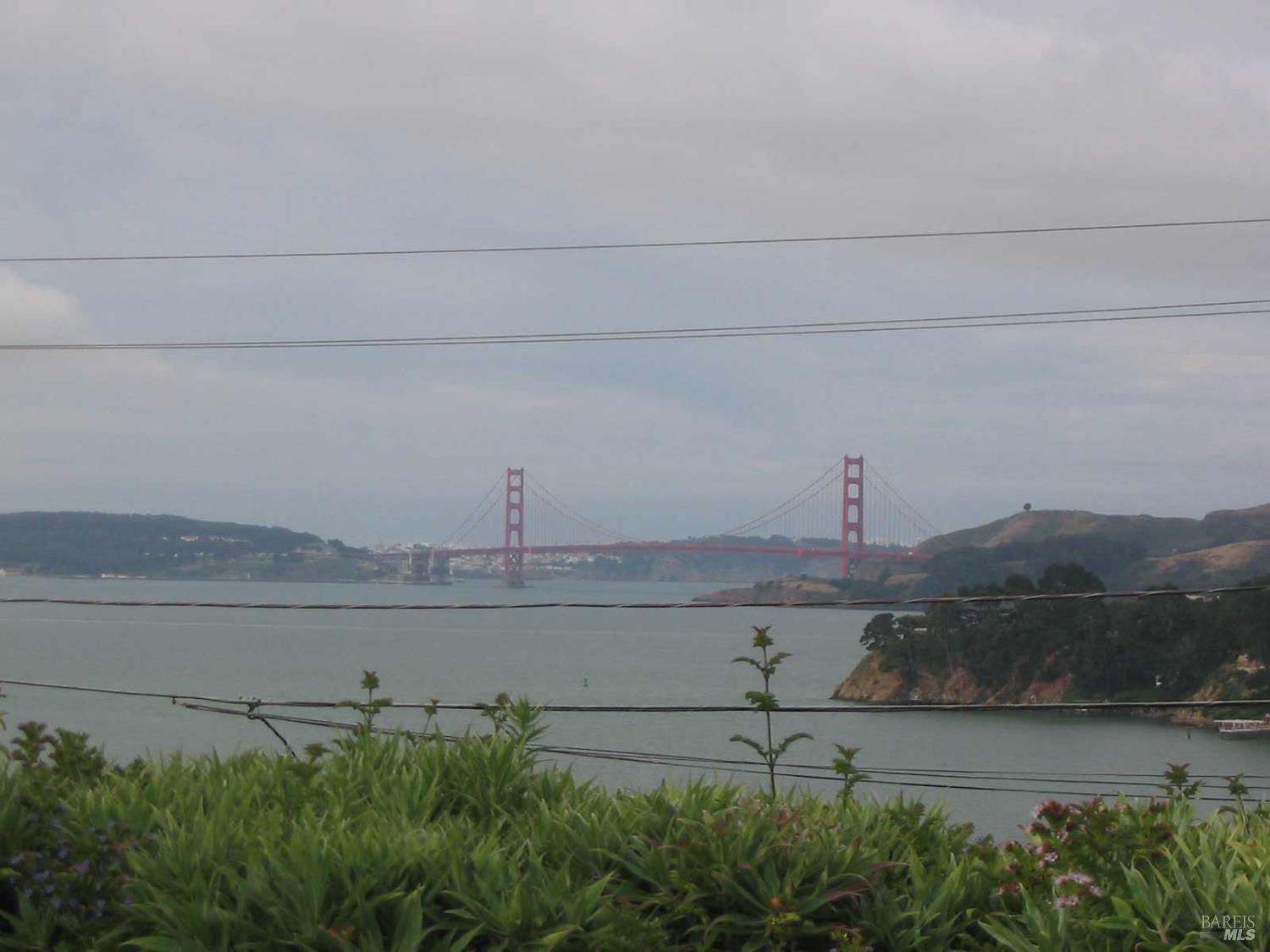 Detail Gallery Image 25 of 34 For 230 Diviso St, Tiburon,  CA 94920 - 4 Beds | 4 Baths