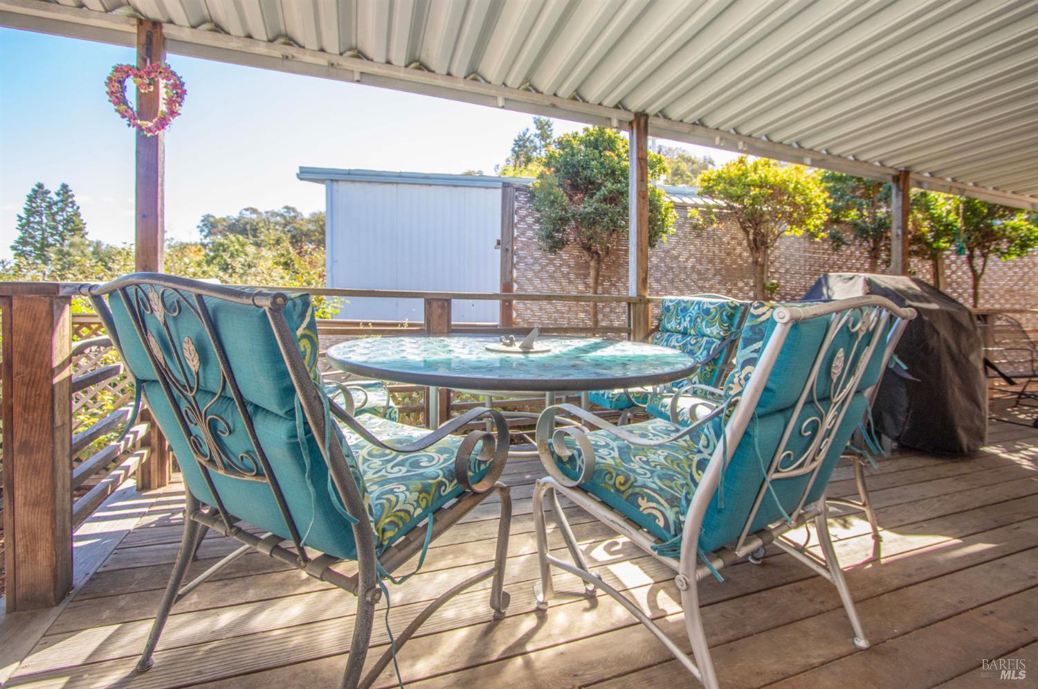 Detail Gallery Image 23 of 32 For 9 Fallen Leaf Way, Novato,  CA 94949 - 2 Beds | 2 Baths