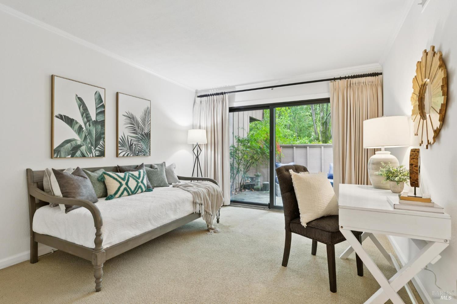 Detail Gallery Image 20 of 43 For 4 Hummingbird Way, Novato,  CA 94949 - 3 Beds | 2 Baths