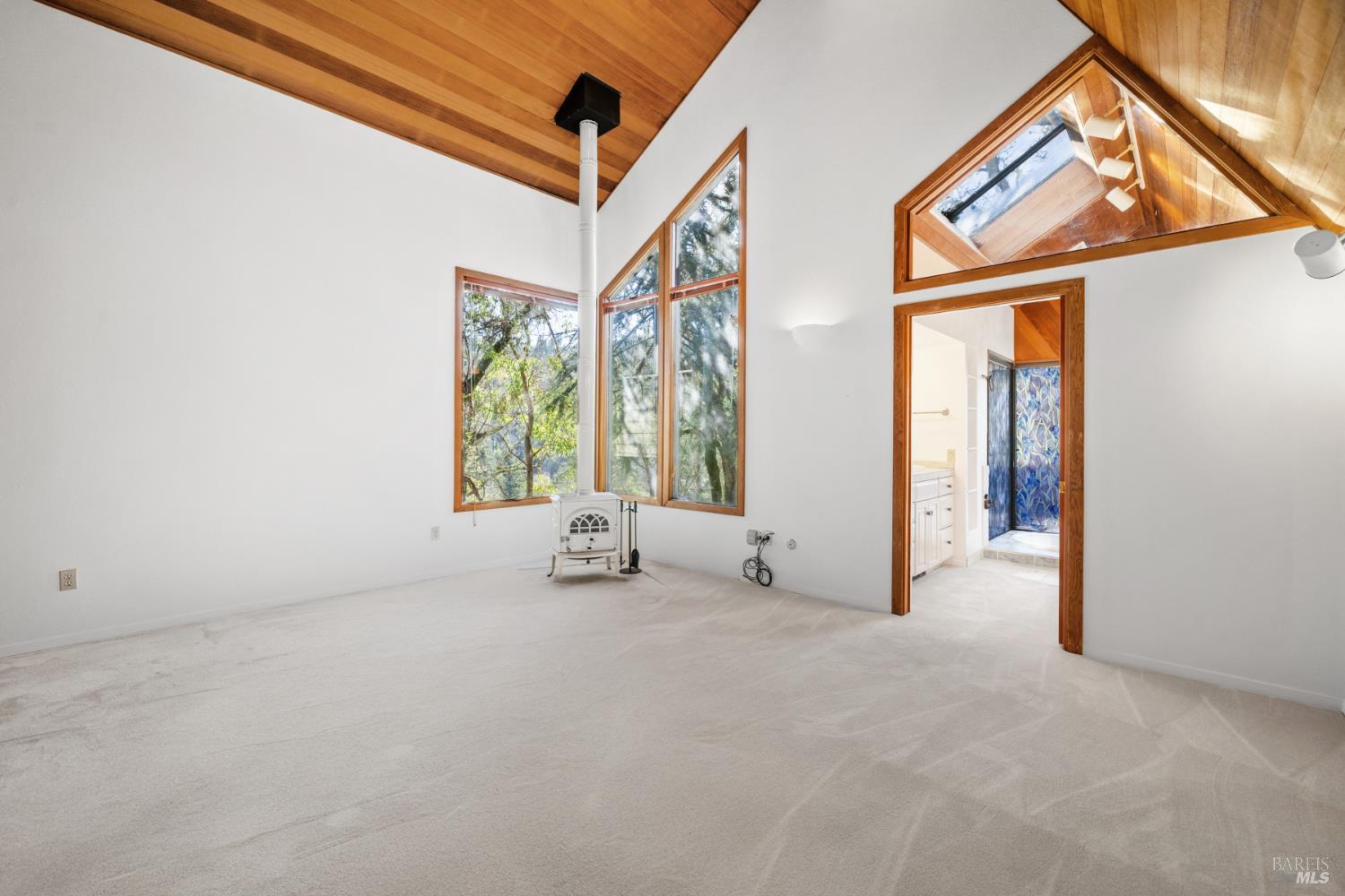 Detail Gallery Image 14 of 62 For 9105 Loch Haven Dr, Santa Rosa,  CA 95404 - 5 Beds | 4 Baths