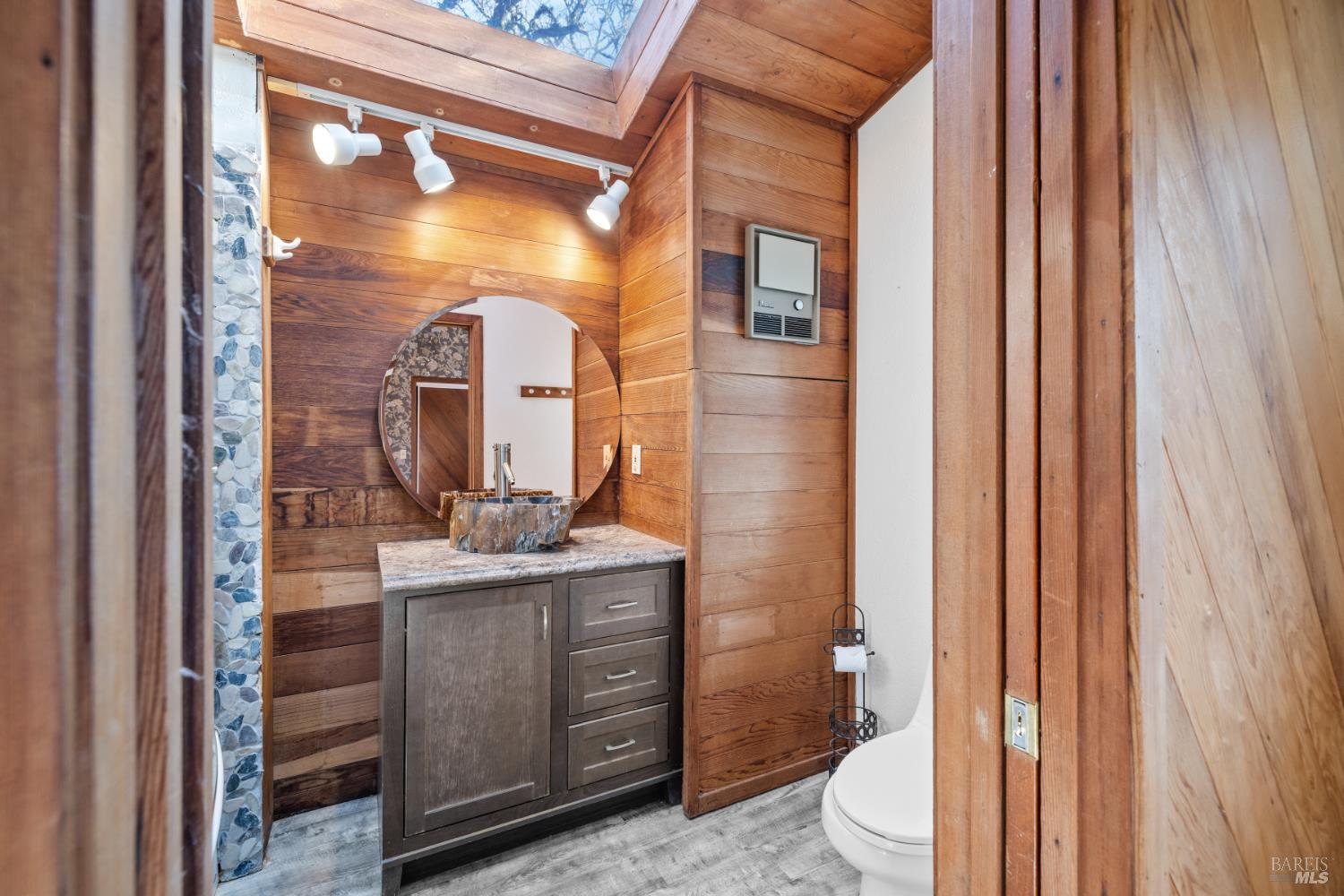 Detail Gallery Image 32 of 62 For 9105 Loch Haven Dr, Santa Rosa,  CA 95404 - 5 Beds | 4 Baths