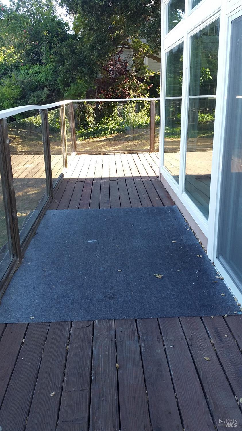 Detail Gallery Image 33 of 34 For 230 Diviso St, Tiburon,  CA 94920 - 4 Beds | 4 Baths