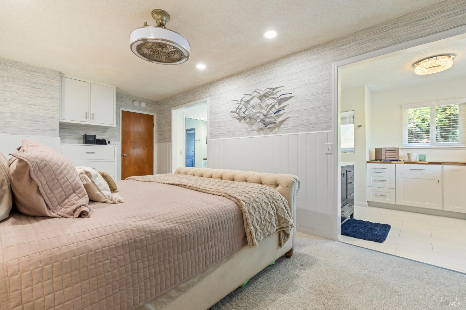 Detail Gallery Image 20 of 41 For 410 Oak Mesa Ct, Santa Rosa,  CA 95409 - 2 Beds | 2/1 Baths