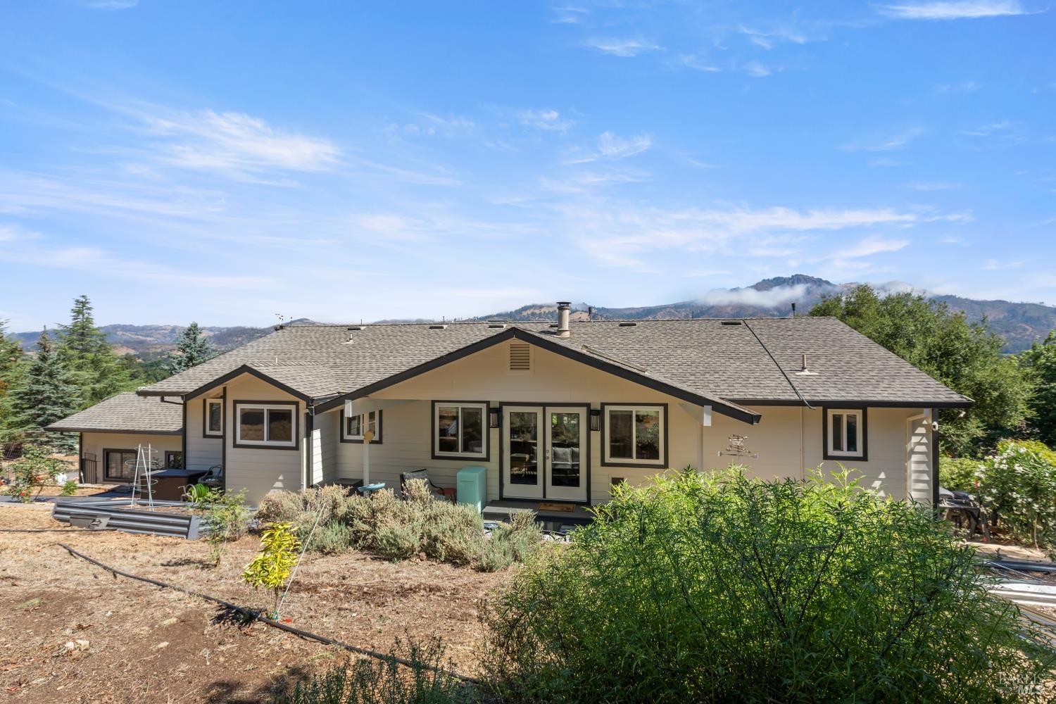 Detail Gallery Image 36 of 41 For 410 Oak Mesa Ct, Santa Rosa,  CA 95409 - 2 Beds | 2/1 Baths