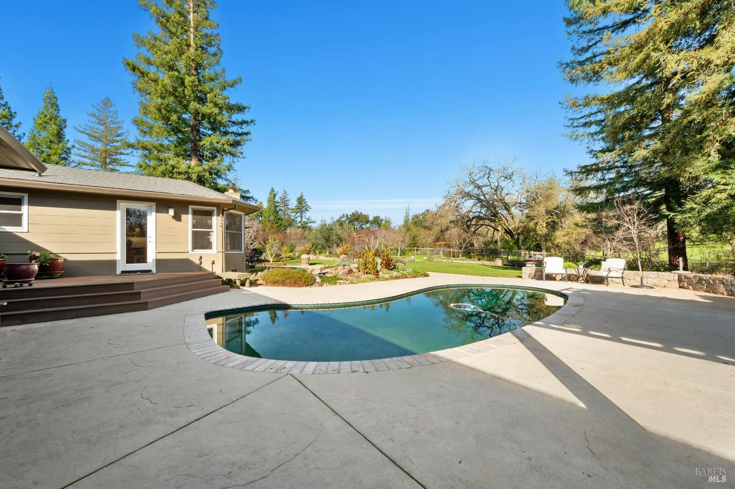 Detail Gallery Image 61 of 86 For 3182 Vichy Ave, Napa,  CA 94558 - 3 Beds | 2/1 Baths