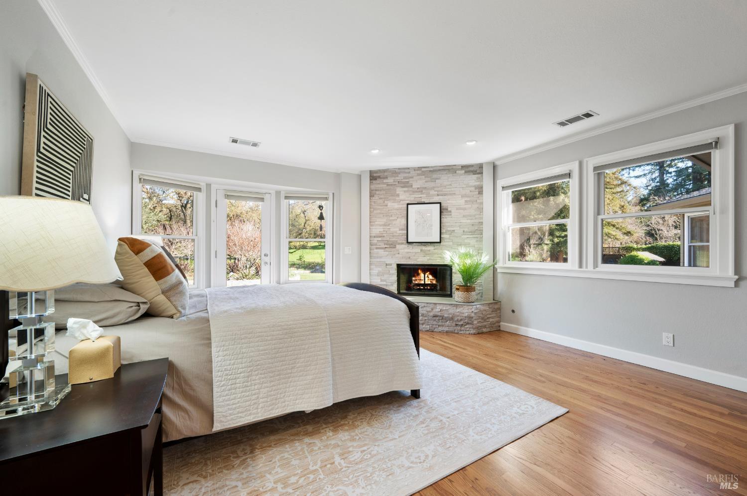 Detail Gallery Image 31 of 86 For 3182 Vichy Ave, Napa,  CA 94558 - 3 Beds | 2/1 Baths