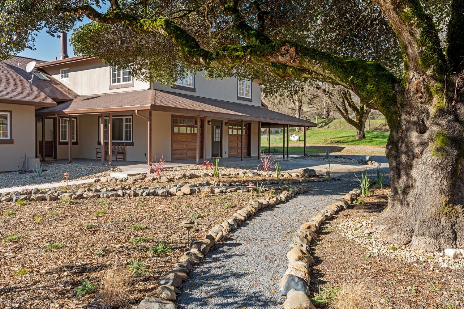 Detail Gallery Image 28 of 64 For 4595 Feliz Creek Rd, Hopland,  CA 95449 - 12 Beds | 6/1 Baths