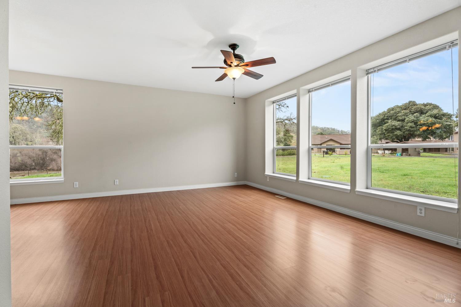 Detail Gallery Image 36 of 64 For 4595 Feliz Creek Rd, Hopland,  CA 95449 - 12 Beds | 6/1 Baths