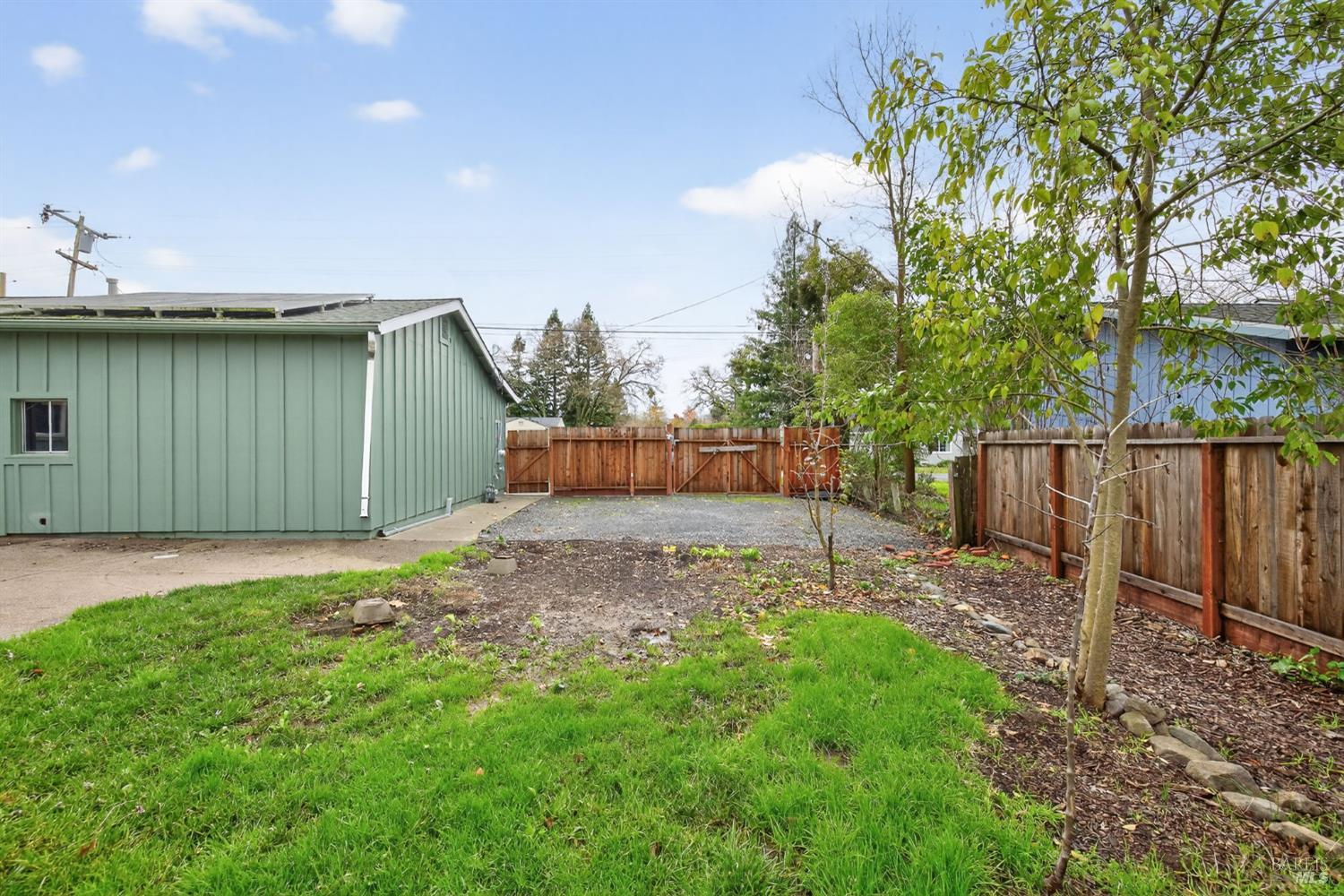 Detail Gallery Image 44 of 58 For 4933 Hansen Dr, Santa Rosa,  CA 95409 - 4 Beds | 2 Baths