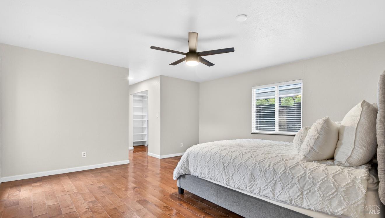 Detail Gallery Image 32 of 58 For 4933 Hansen Dr, Santa Rosa,  CA 95409 - 4 Beds | 2 Baths