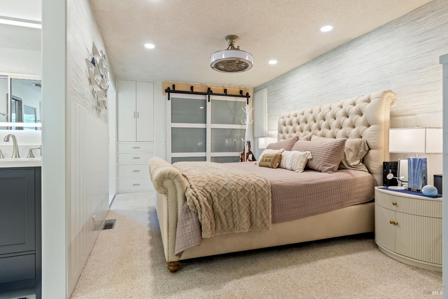 Detail Gallery Image 18 of 41 For 410 Oak Mesa Ct, Santa Rosa,  CA 95409 - 2 Beds | 2/1 Baths