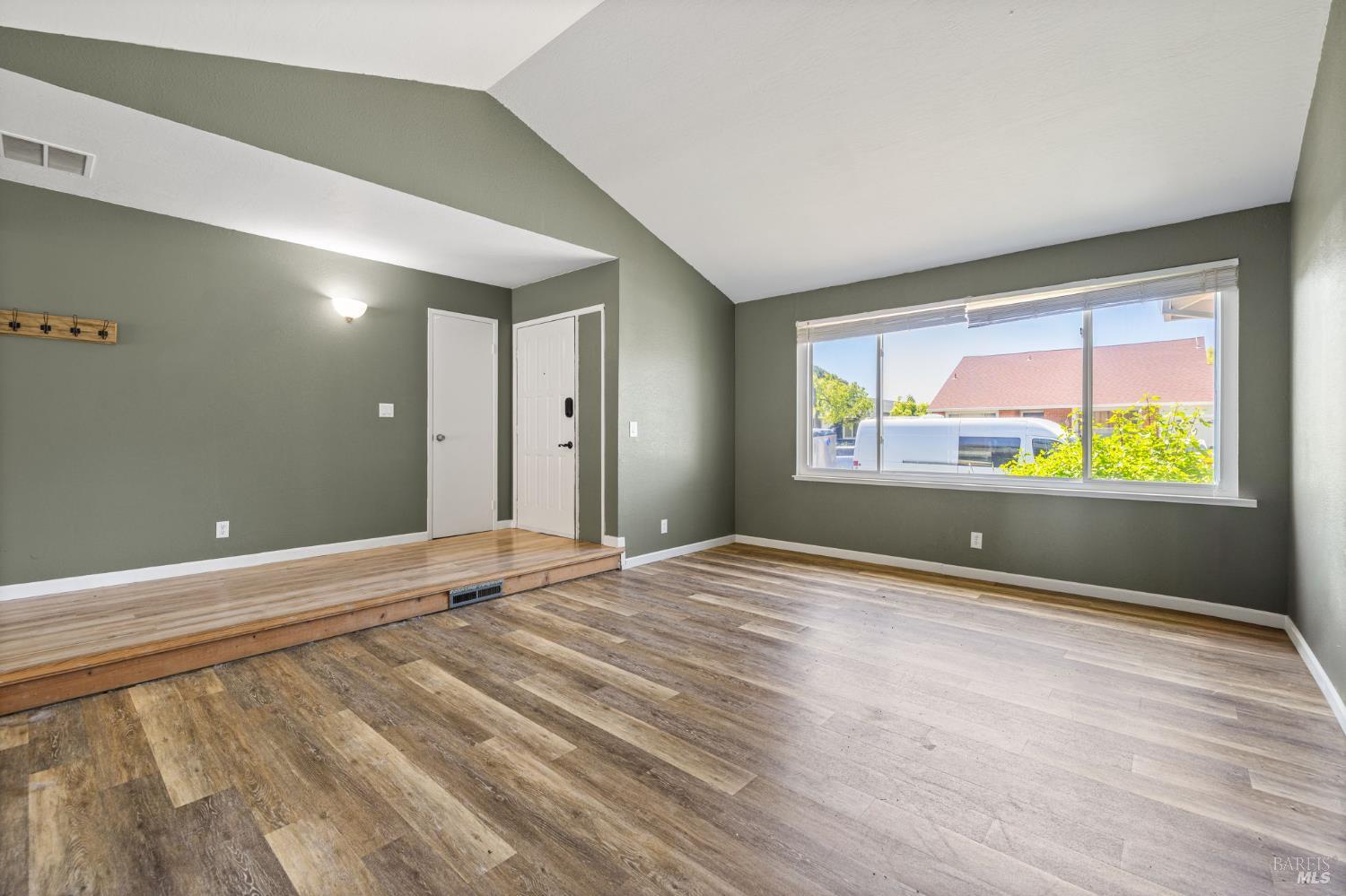 Detail Gallery Image 69 of 73 For 414 Brunswick Dr, Vallejo,  CA 94591 - 3 Beds | 2 Baths