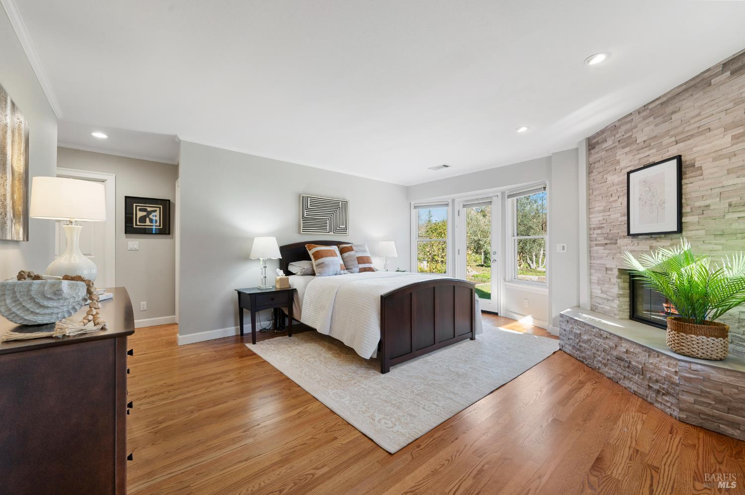 Detail Gallery Image 30 of 86 For 3182 Vichy Ave, Napa,  CA 94558 - 3 Beds | 2/1 Baths