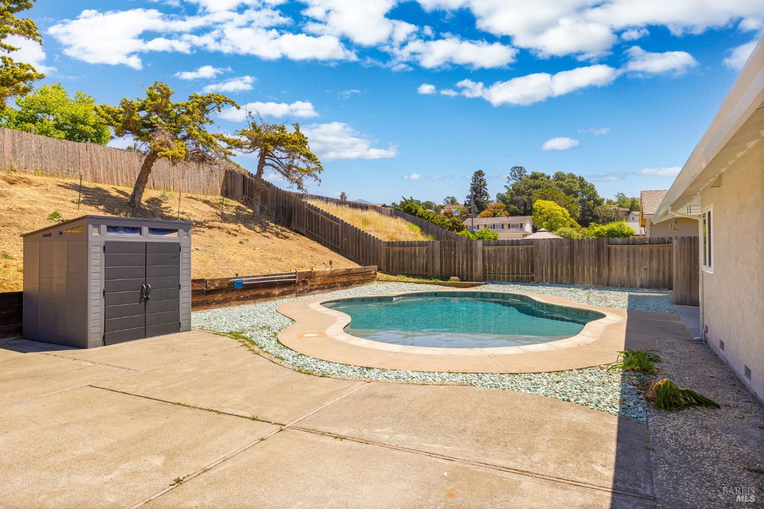 Detail Gallery Image 40 of 73 For 414 Brunswick Dr, Vallejo,  CA 94591 - 3 Beds | 2 Baths