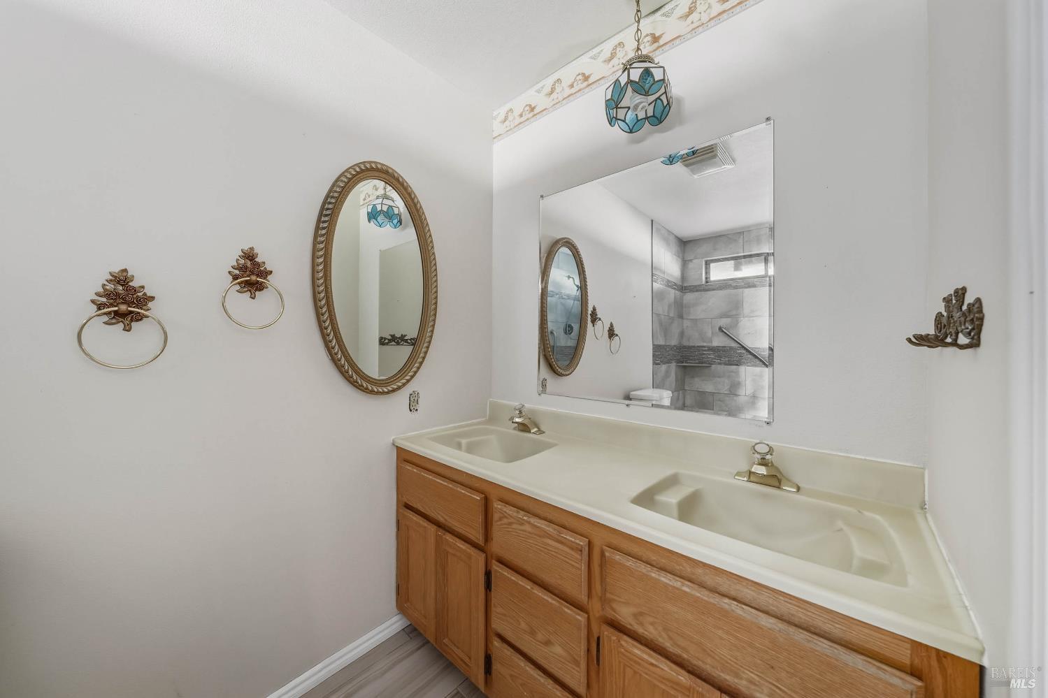 Detail Gallery Image 15 of 60 For 4150 E Hwy 20 Hwy, Nice,  CA 95464 - 4 Beds | 2 Baths