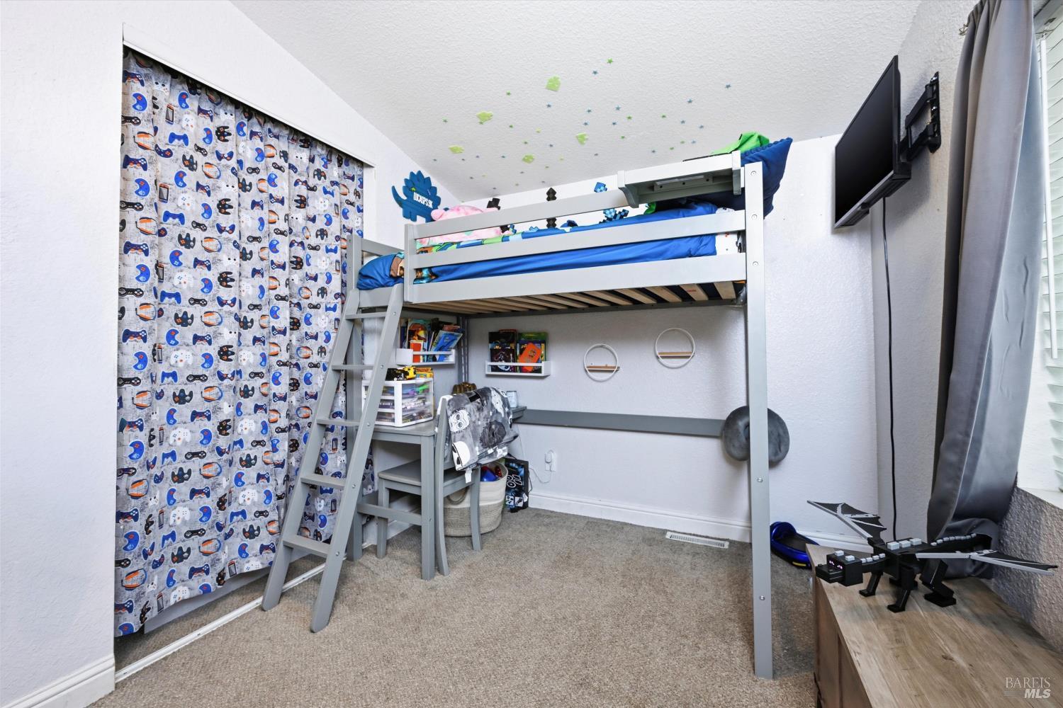 Detail Gallery Image 12 of 17 For 16845 Pebble Ct, Lower Lake,  CA 95457 - 3 Beds | 2 Baths