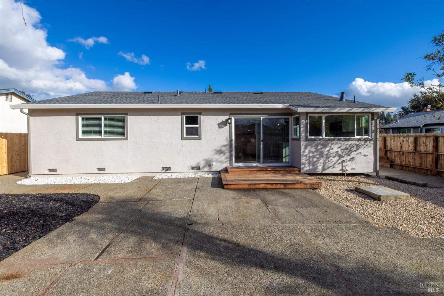 Detail Gallery Image 44 of 54 For 2351 Twain Ct, Fairfield,  CA 94533 - 3 Beds | 2 Baths